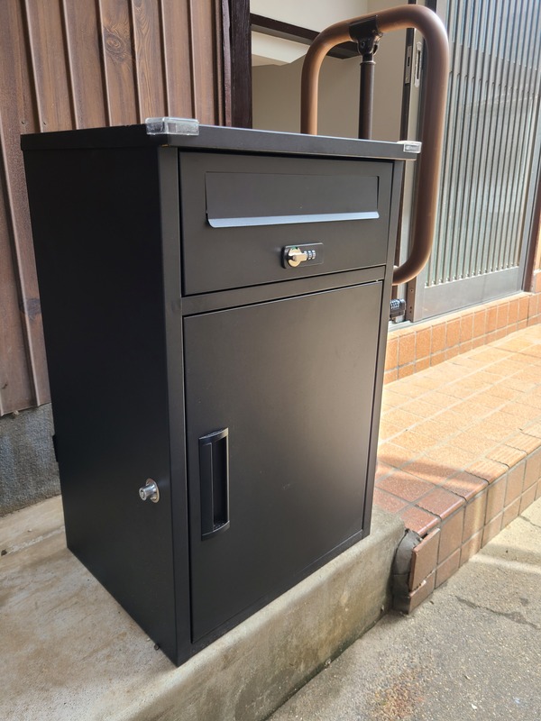 東京都足立区神明南1-8-10_戸建 宅配BOX