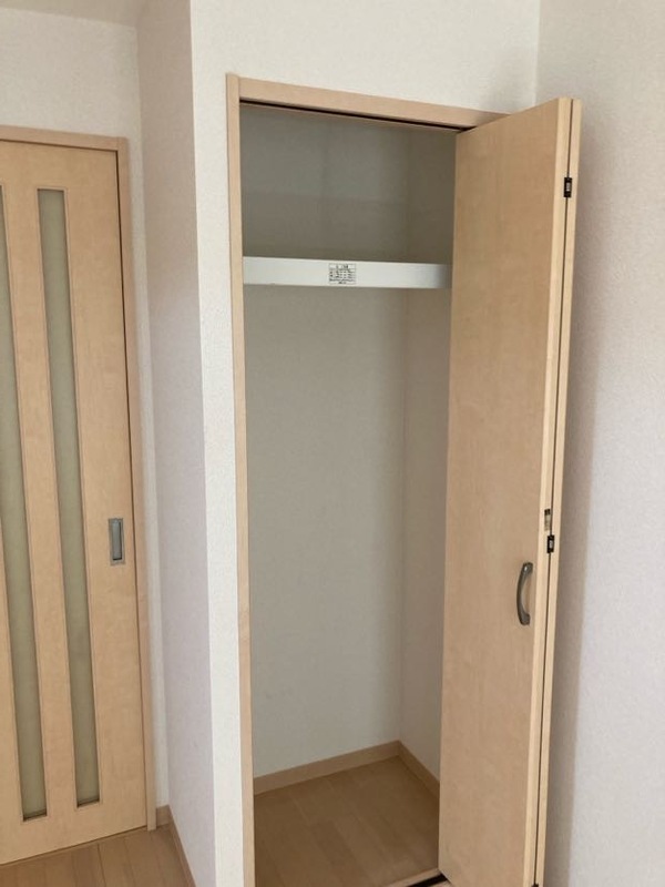 ビータスビル参番館１０３号室 収納