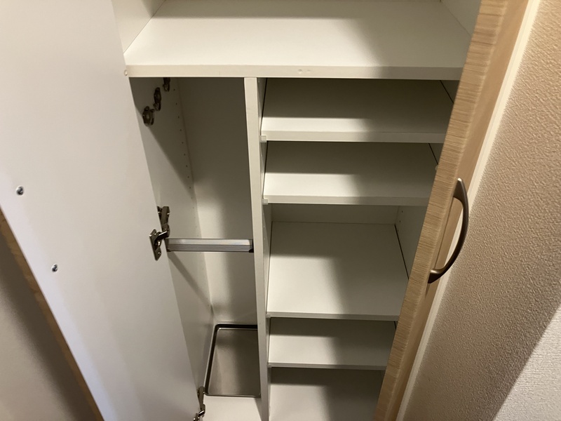 レオ参拾八番館 シューズボックス