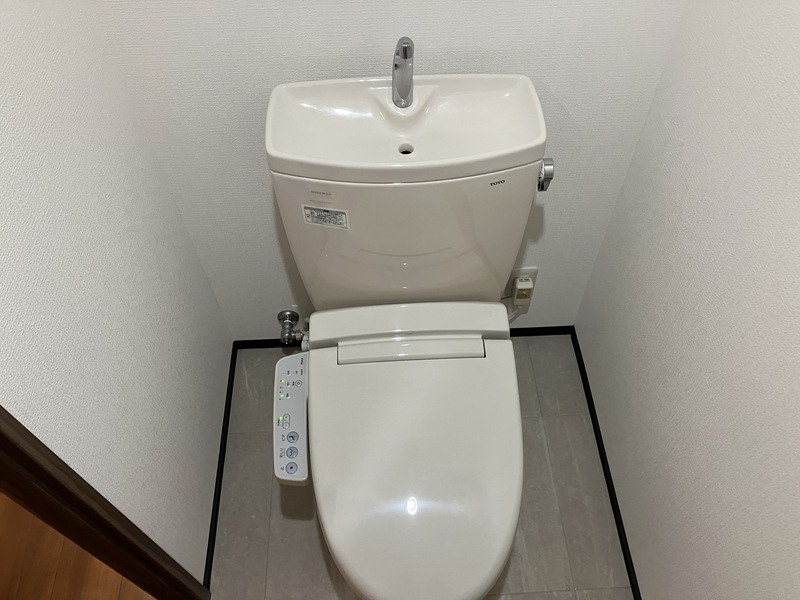 レオ参拾八番館 トイレ