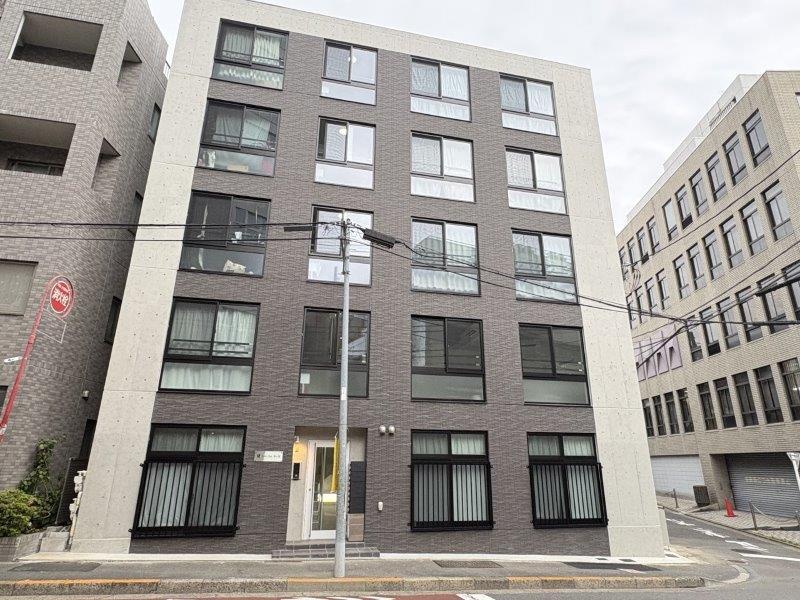 ＬｉｖｅＦｌａｔ市ヶ谷 0202 建物外観（募集元提供）