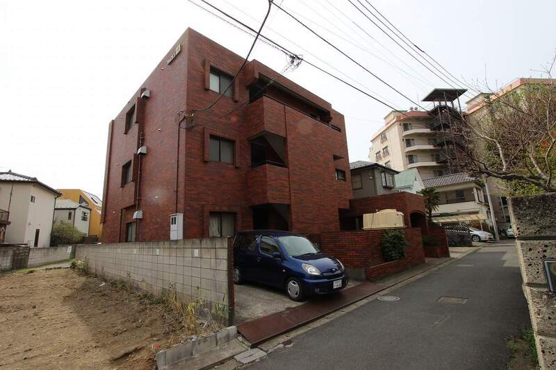 マティナル市川 外観