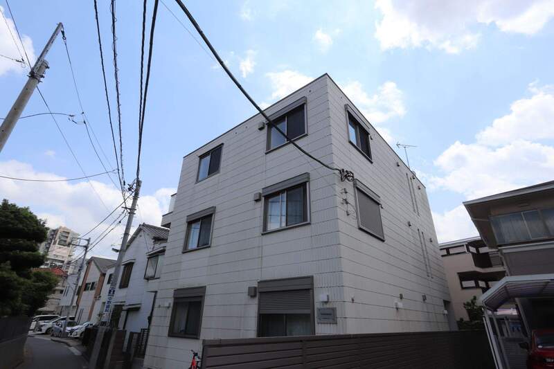 Ｌ’ｅｍｉｎｅｎｃｅ 外観