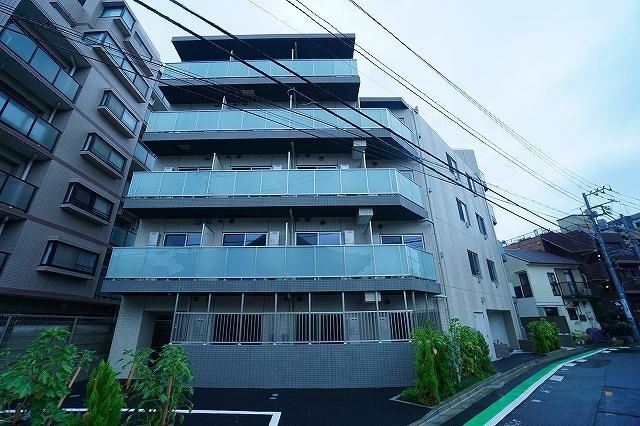 グランド神楽坂の外観